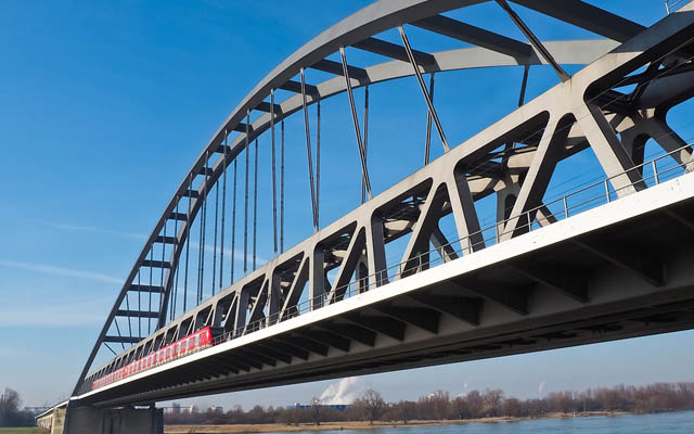 ��ϩ��۰������Ṥ�̑�(y��ng)��